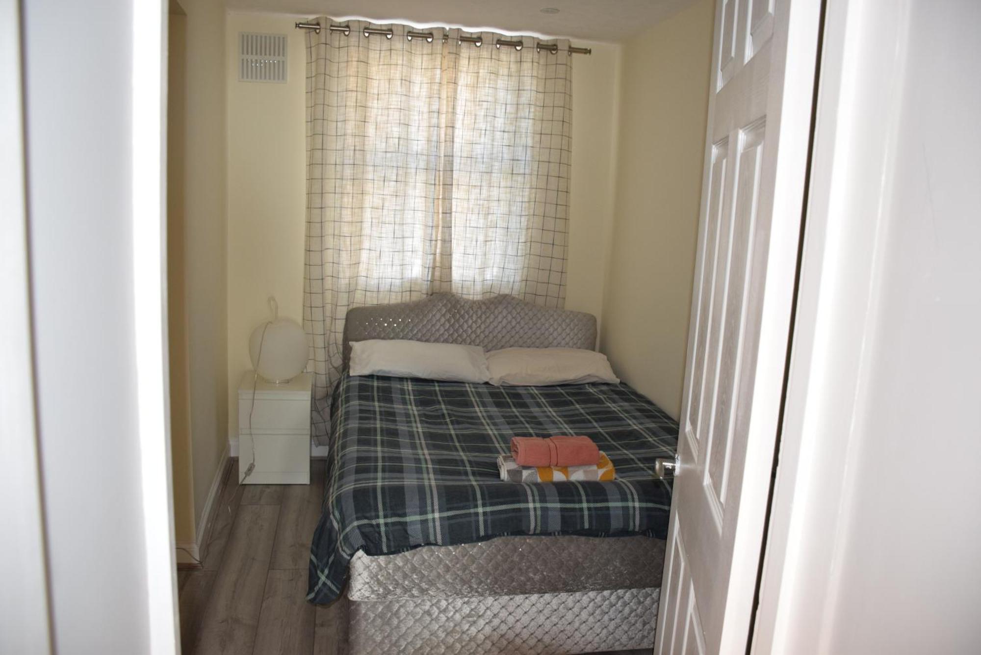 Chandos - 4 Bedroom House - 20 Mins To Centre London Luaran gambar
